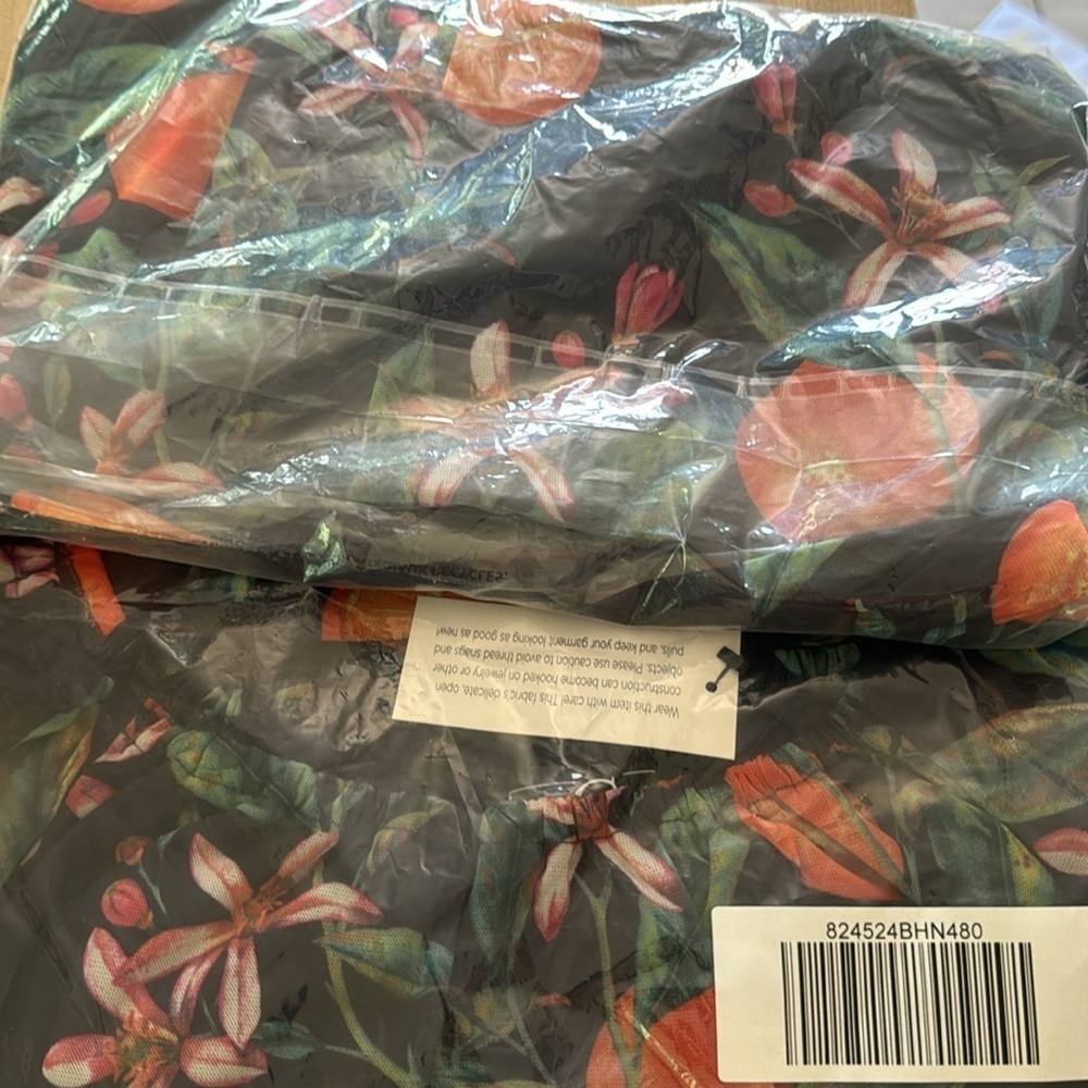 G by Giuliana Orange Citrus Floral Black Off Shoulder Mesh Blouse Long Sleeve XS - Picture 4 of 4